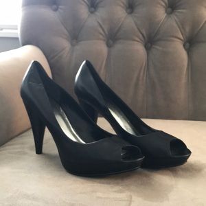 Style & Co black peep toe pumps